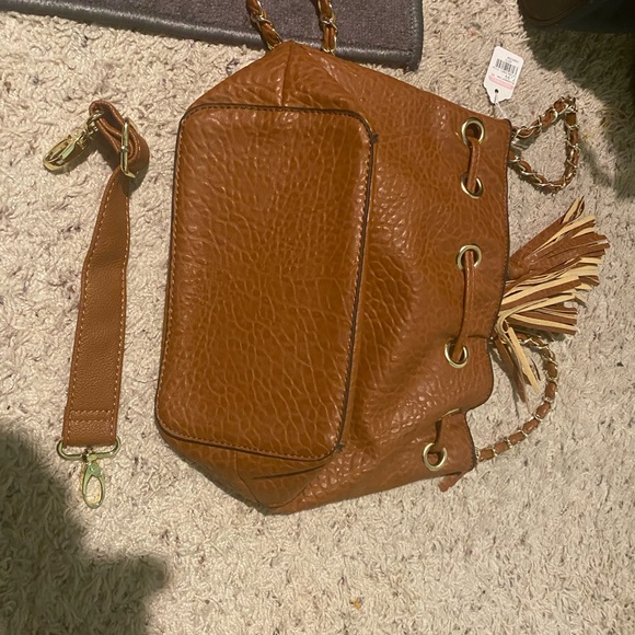 KissMe Couture Brown Patent Leather Crossbody shoulder bag Size 12X10x5 1/2 - Picture 11 of 15